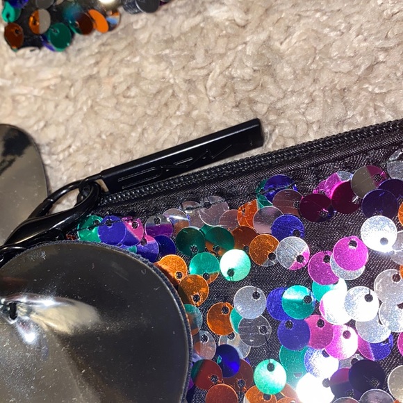 👛 M.A.C. : Sequined, Cosmetic Bag Lot. (OS) - Picture 2 of 5